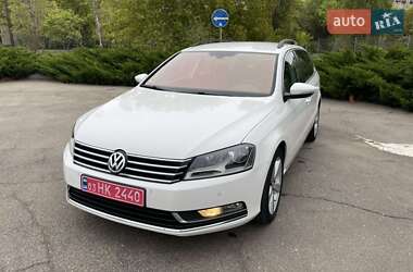 Универсал Volkswagen Passat 2013 в 