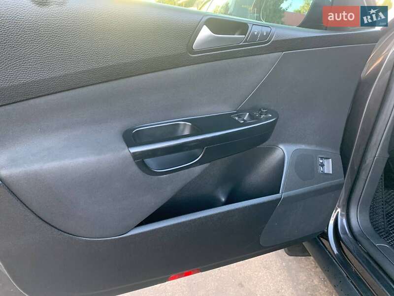 Седан Volkswagen Passat 2010 в Балте