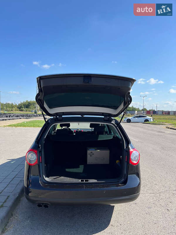 Универсал Volkswagen Passat 2010 в Львове фото 4 Универсал Volkswagen Passat 2010 в Львове