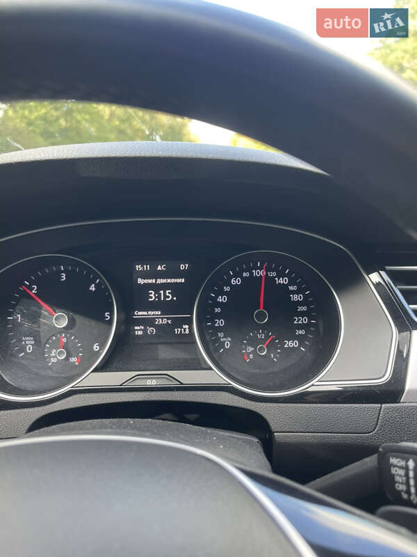 Универсал Volkswagen Passat 2016 в Софиевской Борщаговке