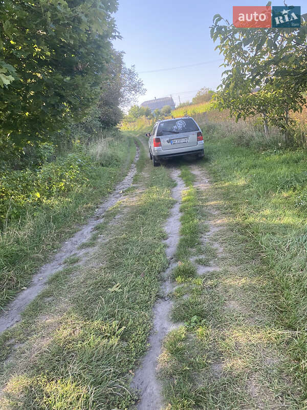 Універсал Volkswagen Passat 1999 в Вараші
