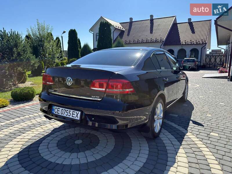 Седан Volkswagen Passat 2012 в Сторожинце