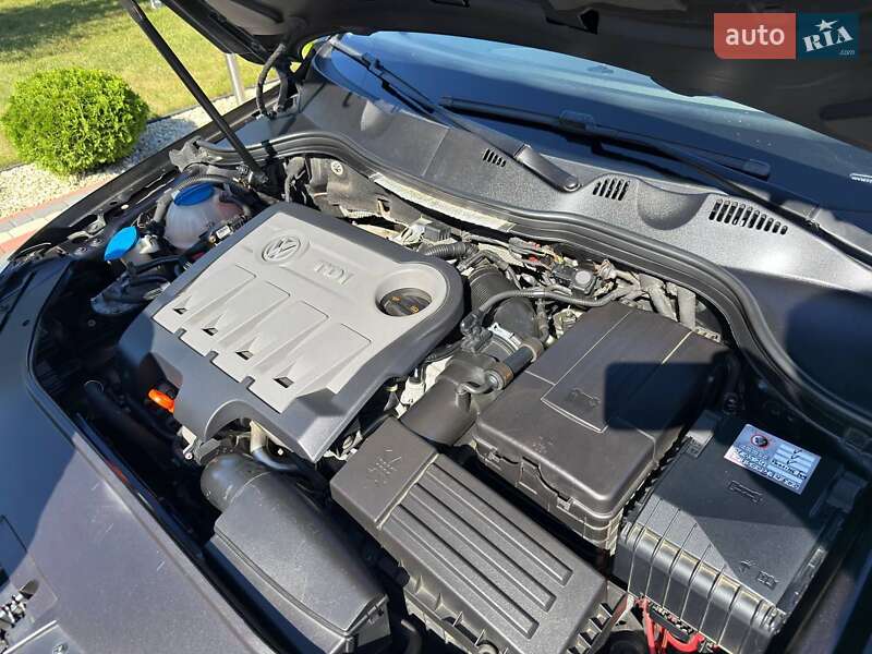 Седан Volkswagen Passat 2012 в Сторожинце