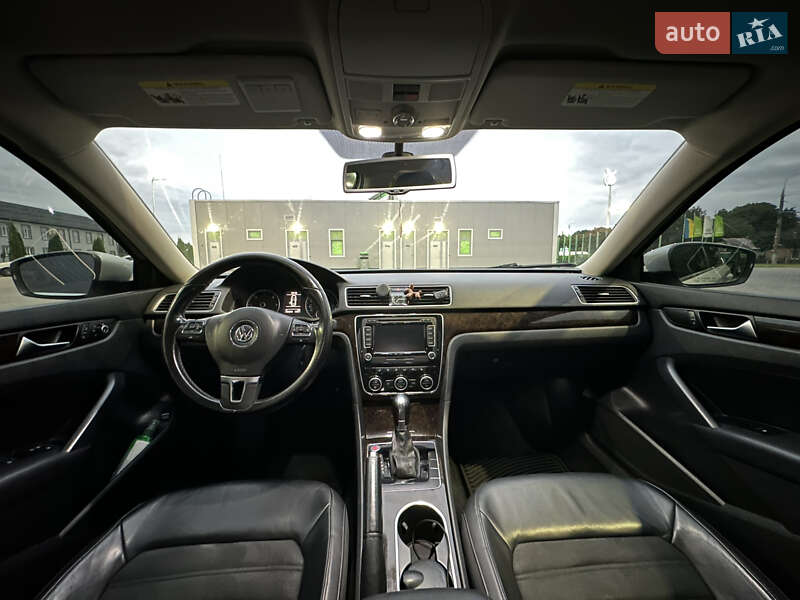 Седан Volkswagen Passat 2014 в Виннице