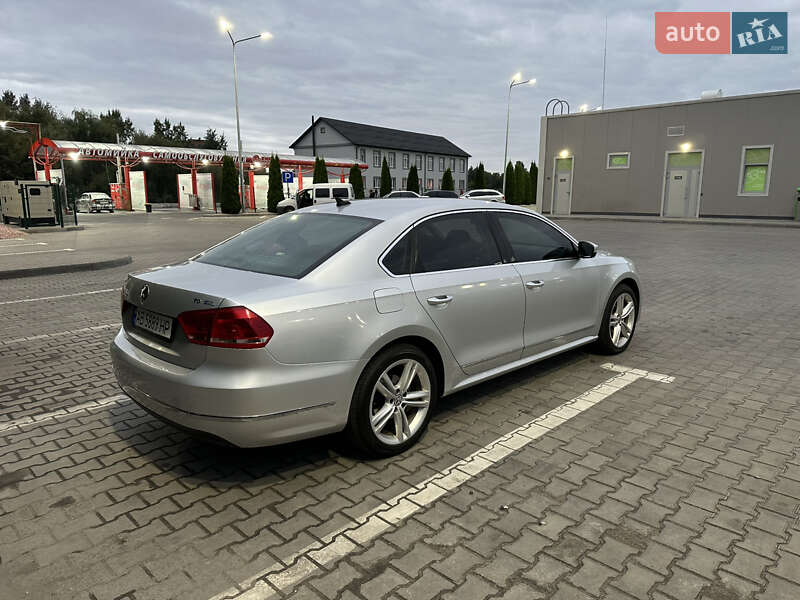Седан Volkswagen Passat 2014 в Виннице