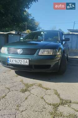 Седан Volkswagen Passat 1997 в Одессе
