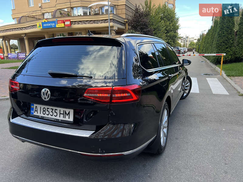 Универсал Volkswagen Passat 2015 в Киеве