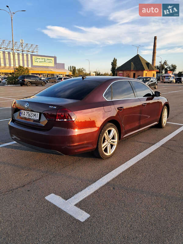 Седан Volkswagen Passat 2014 в Кривом Роге