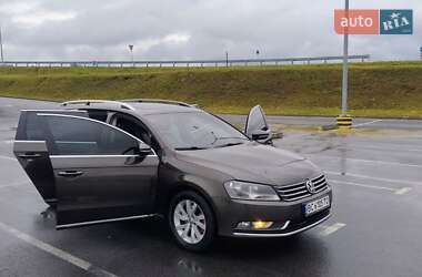 Универсал Volkswagen Passat 2014 в Львове