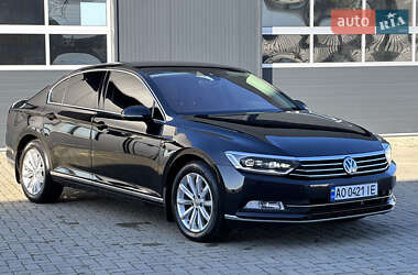 Седан Volkswagen Passat 2016 в Мукачево