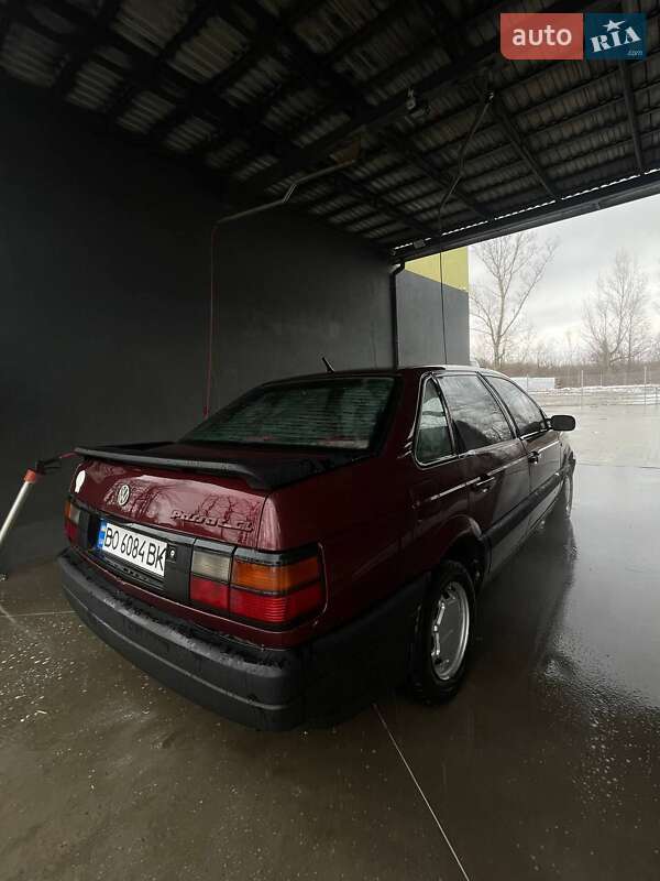 Volkswagen Passat 1992