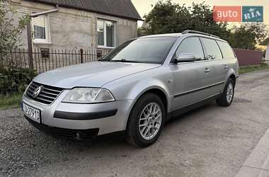 Універсал Volkswagen Passat 2003 в Луцьку