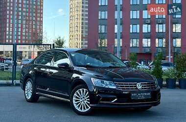 Седан Volkswagen Passat 2016 в Києві