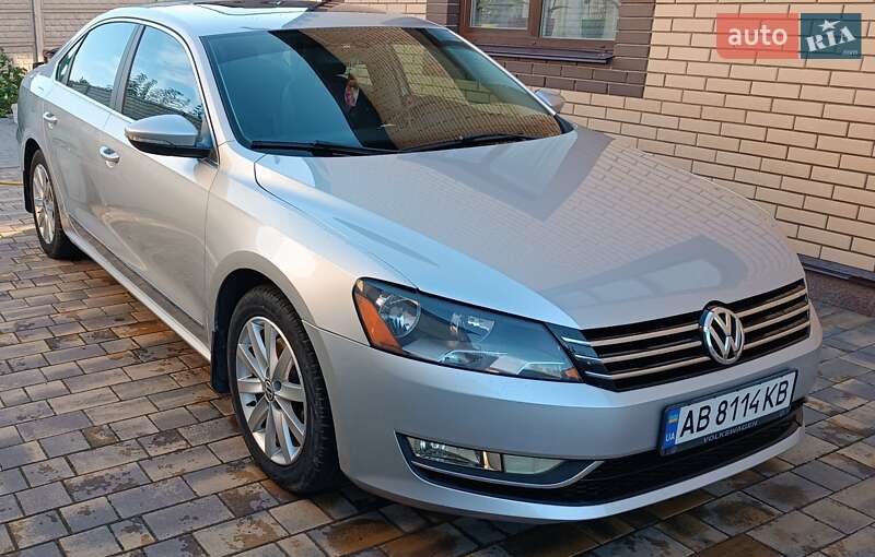 Седан Volkswagen Passat 2012 в Виннице