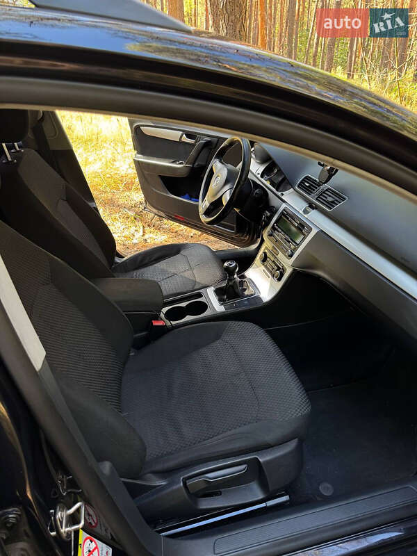 Универсал Volkswagen Passat 2011 в Полтаве