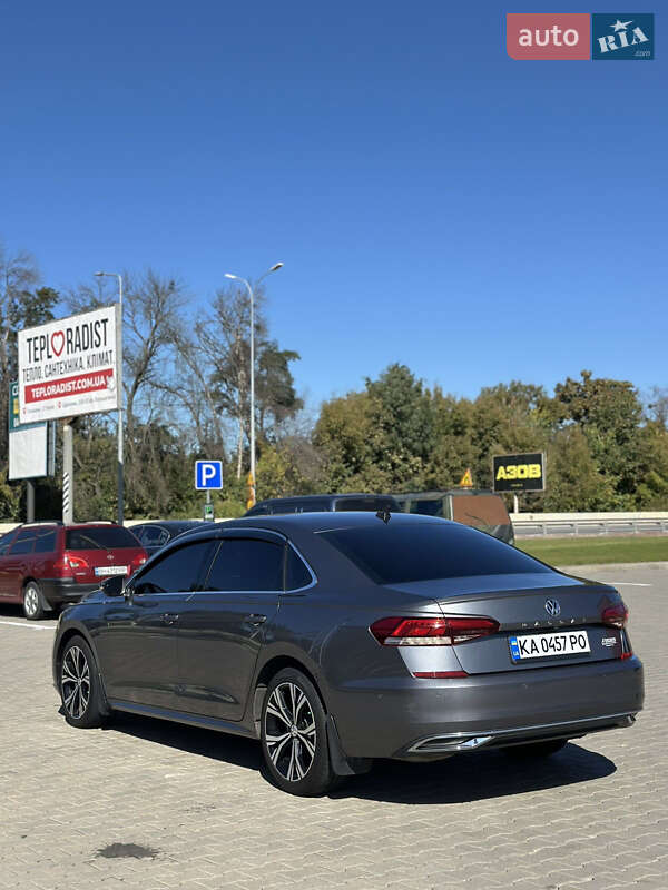 Седан Volkswagen Passat 2020 в Киеве