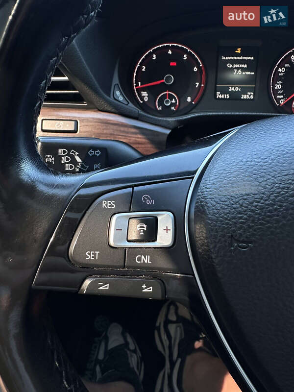Седан Volkswagen Passat 2020 в Киеве