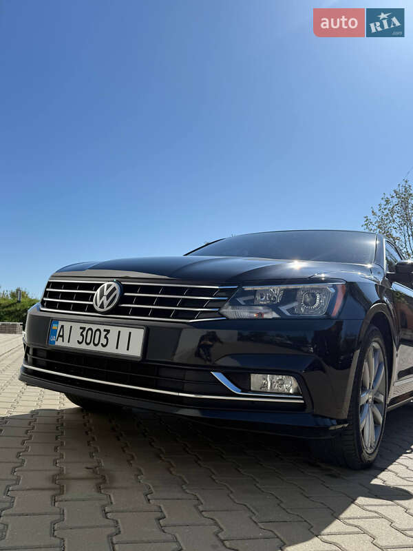 Седан Volkswagen Passat 2017 в Києві