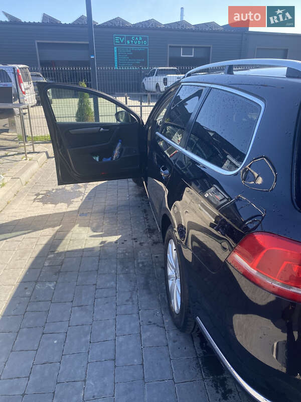 Универсал Volkswagen Passat 2013 в Ивано-Франковске