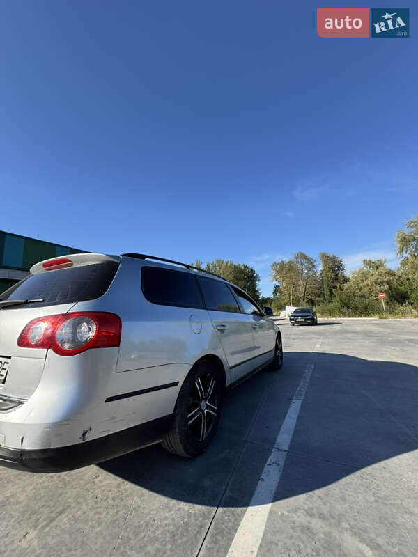 Универсал Volkswagen Passat 2006 в Дрогобыче