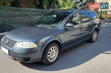 Универсал Volkswagen Passat 2001 в Киеве