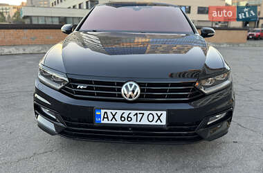 Седан Volkswagen Passat 2018 в 