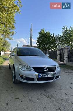 Седан Volkswagen Passat 2005 в Чернівцях