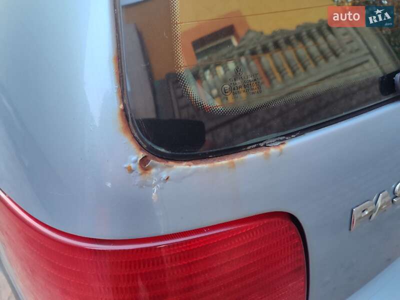 Универсал Volkswagen Passat 1998 в Нежине