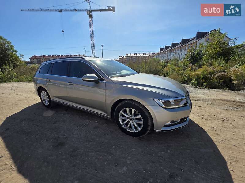 Универсал Volkswagen Passat 2015 в Львове