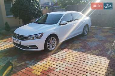 Седан Volkswagen Passat 2018 в Мерефа