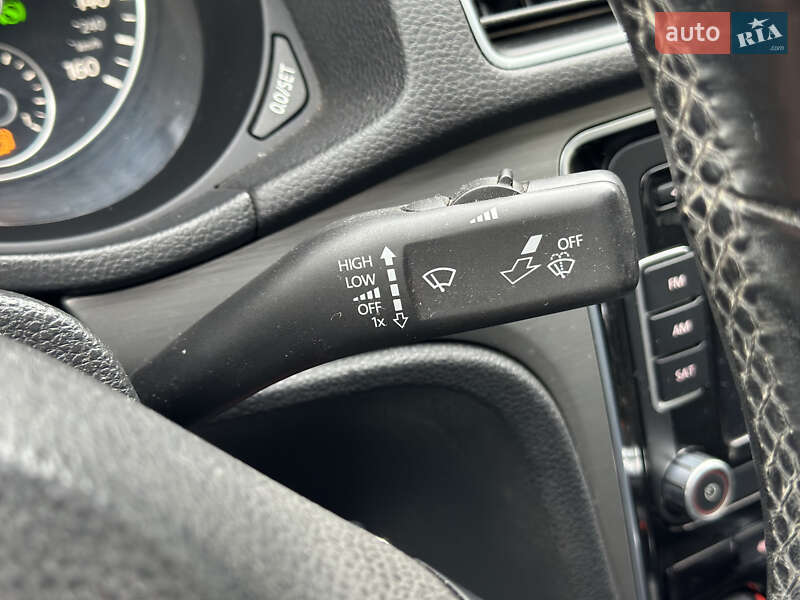 Седан Volkswagen Passat 2013 в Шептицькому