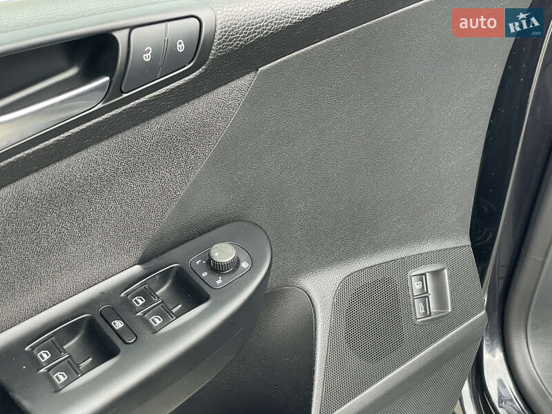 Универсал Volkswagen Passat 2010 в Луцке фото 14 Универсал Volkswagen Passat 2010 в Луцке