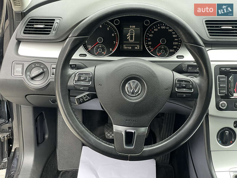 Универсал Volkswagen Passat 2010 в Луцке фото 19 Универсал Volkswagen Passat 2010 в Луцке