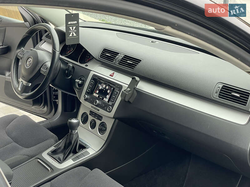Универсал Volkswagen Passat 2010 в Луцке фото 31 Универсал Volkswagen Passat 2010 в Луцке