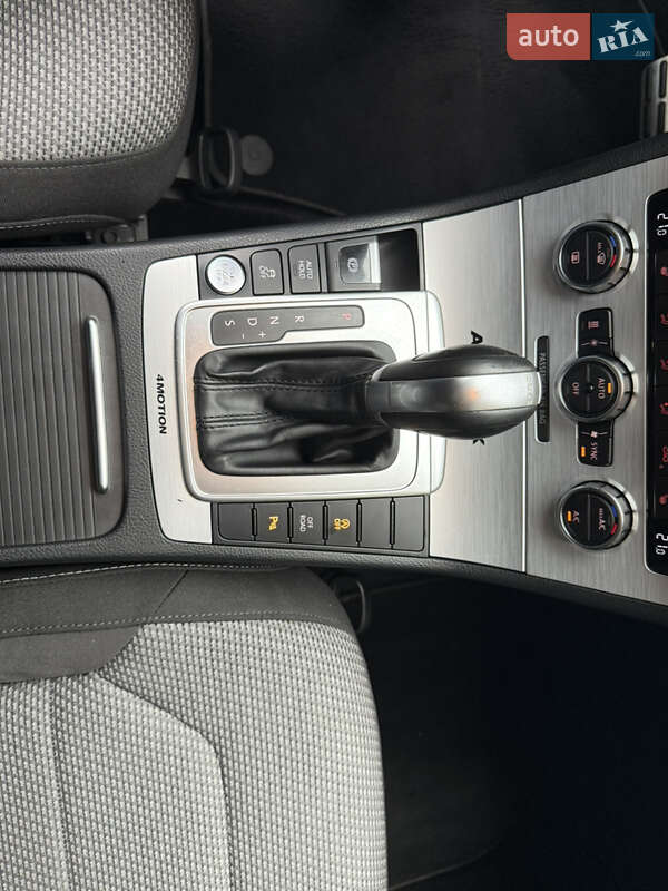 Универсал Volkswagen Passat 2014 в Львове