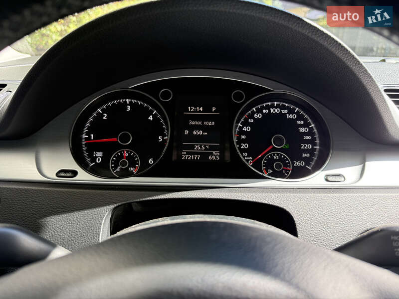 Универсал Volkswagen Passat 2014 в Львове