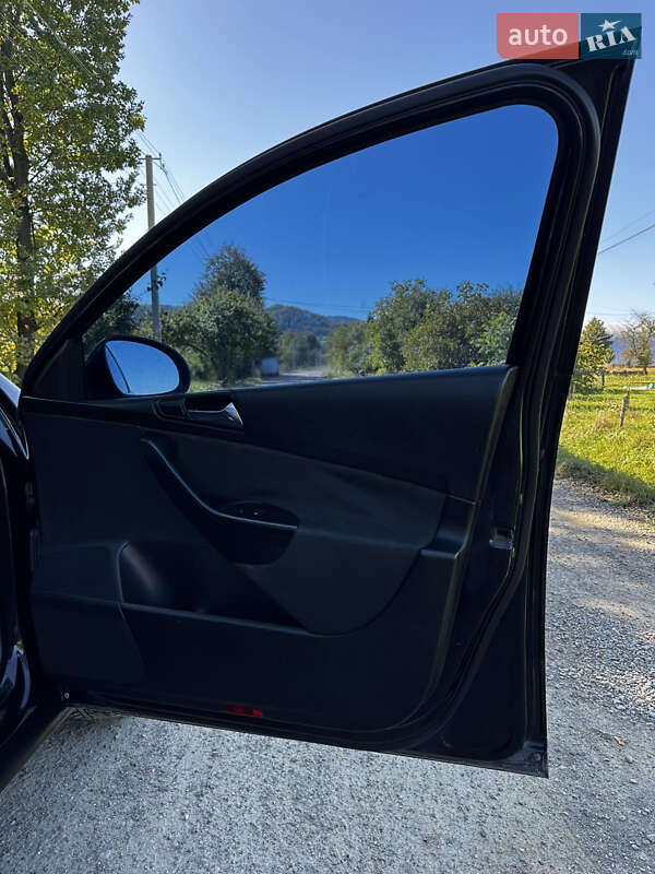 Универсал Volkswagen Passat 2007 в Вижнице