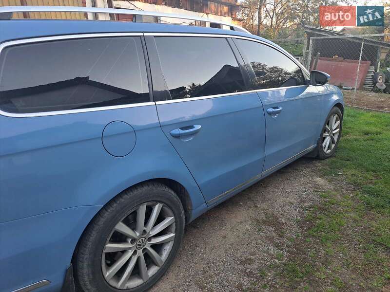 Универсал Volkswagen Passat 2012 в Стрые