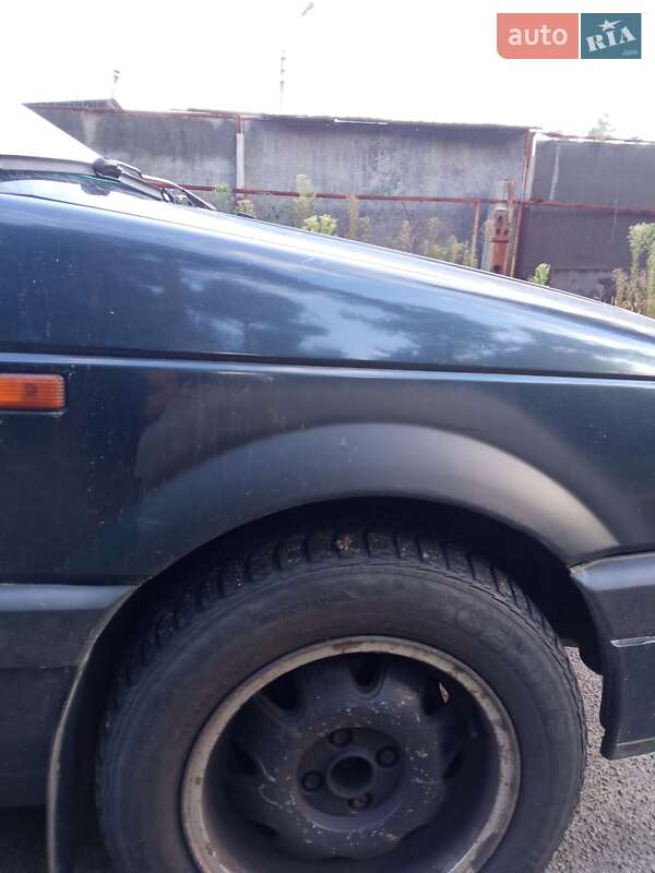 Седан Volkswagen Passat 1990 в Киеве