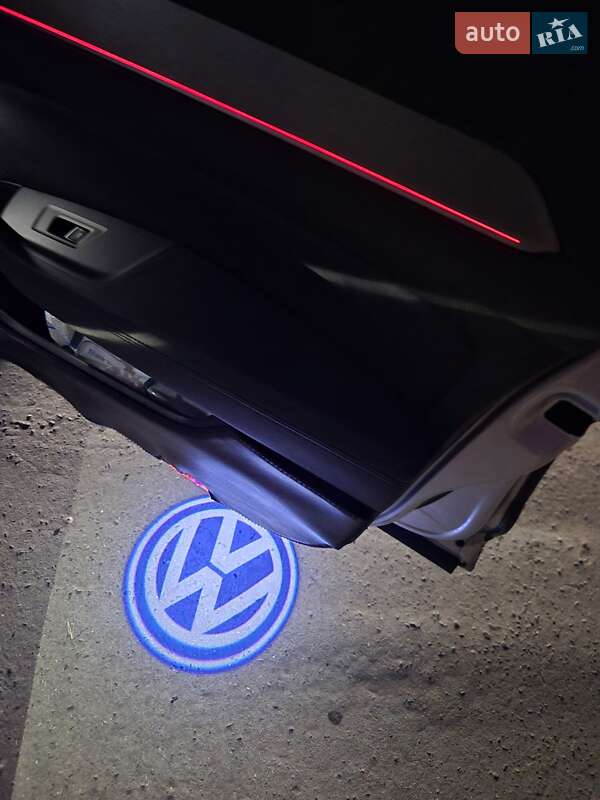 Седан Volkswagen Passat 2017 в Николаеве