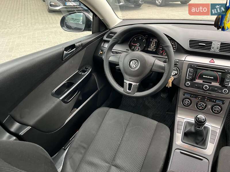 Універсал Volkswagen Passat 2009 в Львові
