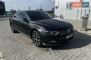 Седан Volkswagen Passat 2018 в Софиевской Борщаговке
