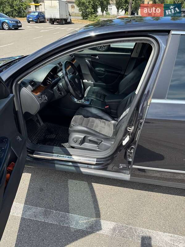 Седан Volkswagen Passat 2008 в Києві