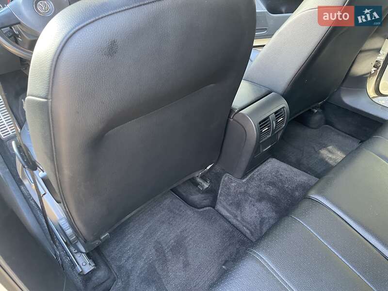 Универсал Volkswagen Passat 2012 в Киеве