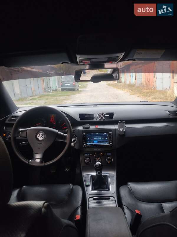 Седан Volkswagen Passat 2006 в Лубнах