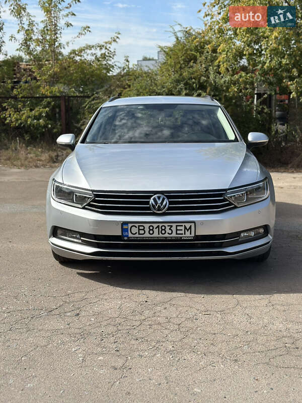 Універсал Volkswagen Passat 2019 в Чернігові