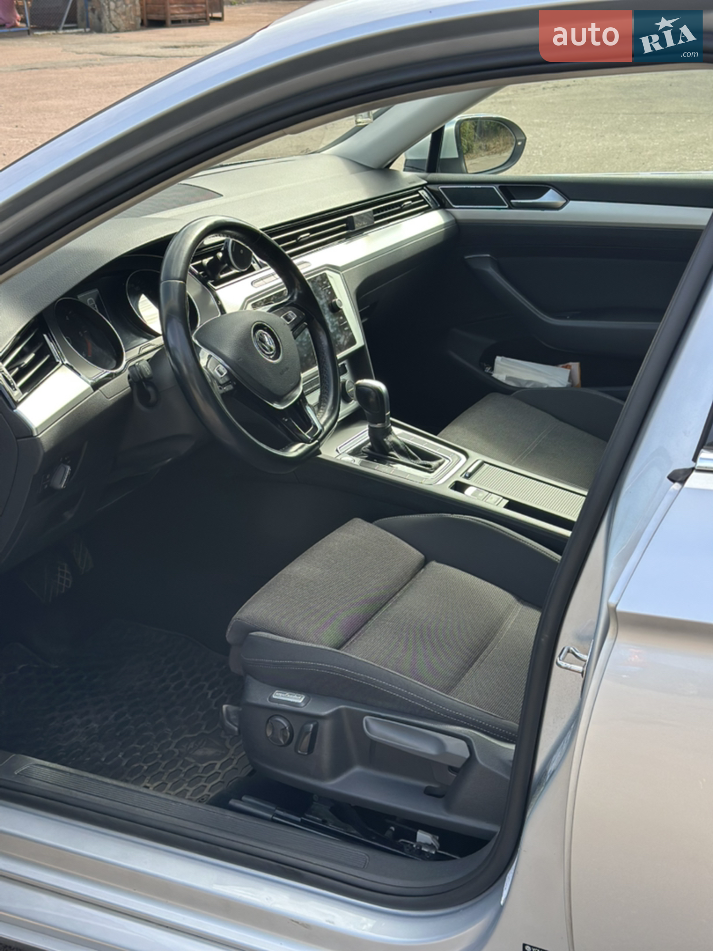 2019 Volkswagen Passat - мініатюра 11