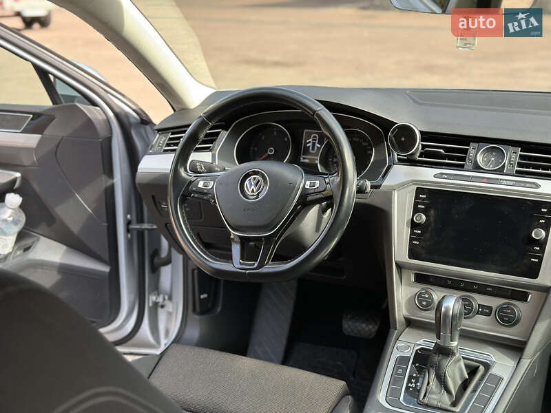 Універсал Volkswagen Passat 2019 в Чернігові