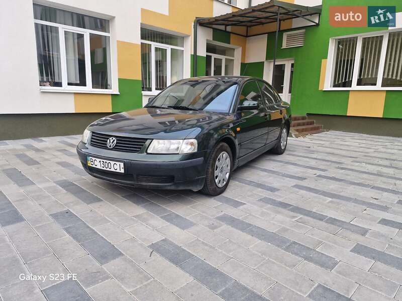Седан Volkswagen Passat 1997 в Тернополе