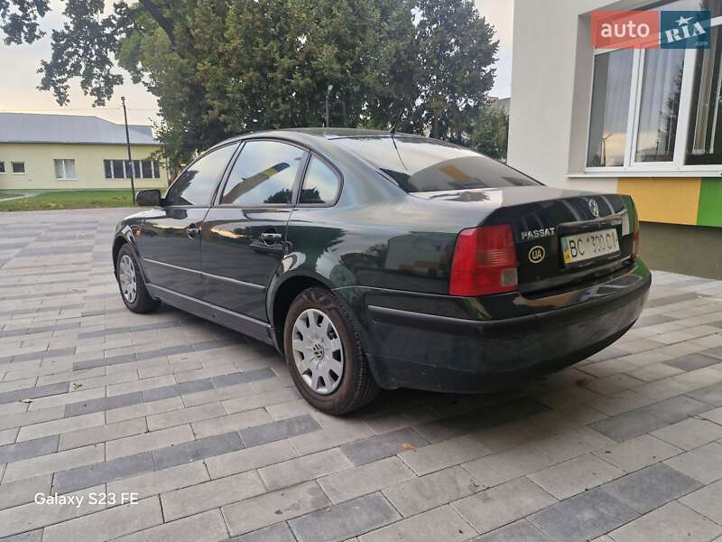 Седан Volkswagen Passat 1997 в Тернополе